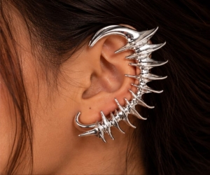 ASMA SAYED JEWELRY – Halloween Gothic Silver-Tone Spiked Ear Cuff | Statement Jewellery for Women - Image 5